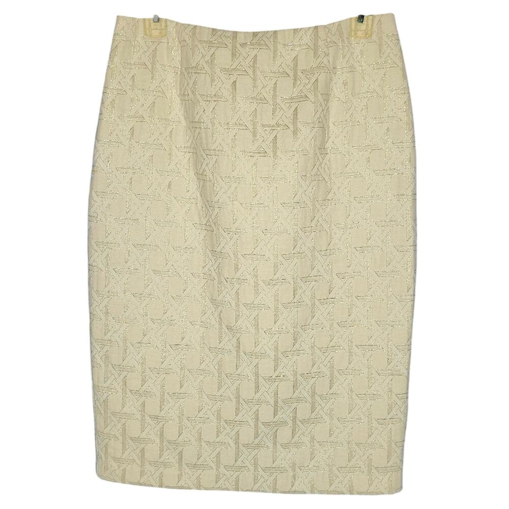 Straight Pencil skirt Lined New York and Co size 4 cream Knee Length